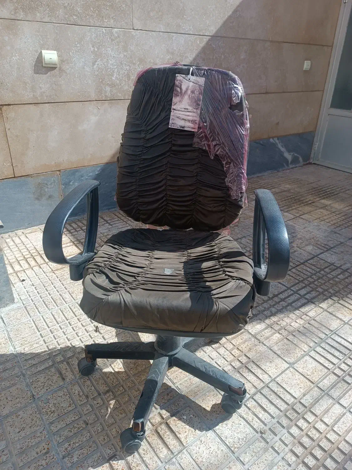 صندلی|صندلی و نیمکت|اردبیل, |دیوار