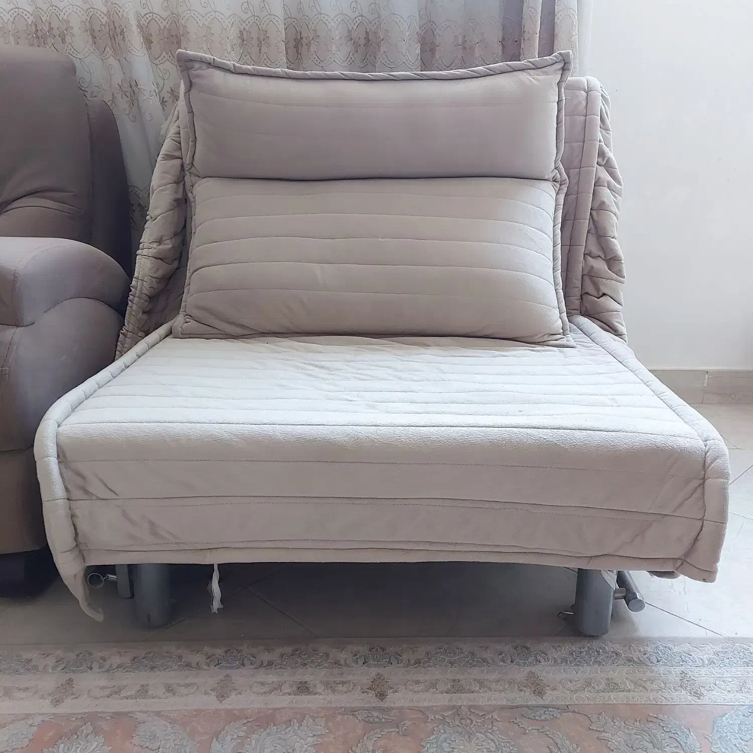 مبل تختخواب شو|مبلمان خانگی و میز عسلی|قم, سراجه (۱۵ خرداد)|دیوار