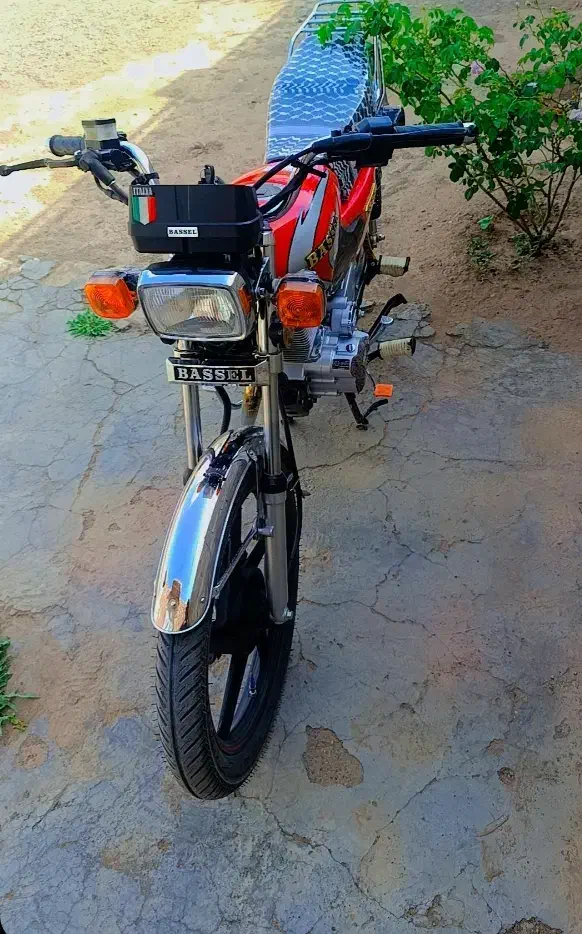 متور باسل 1403|موتورسیکلت|میان جلگه, |دیوار