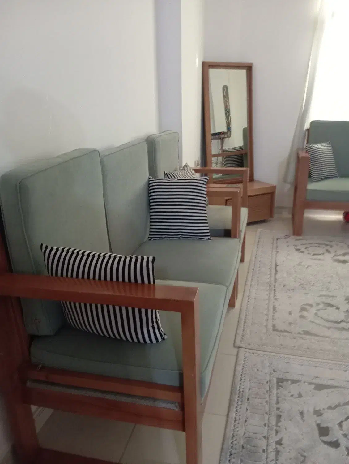 مبلمان فرش سرویس خواب ناهارخوری|میز و صندلی غذاخوری|قشم, |دیوار