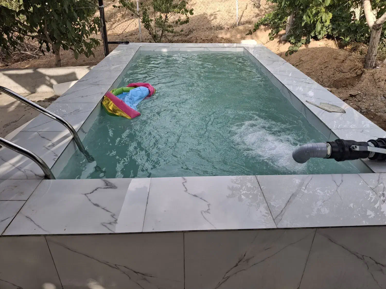 ویلا باغچه|فروش خانه و ویلا|زاینده رود, |دیوار