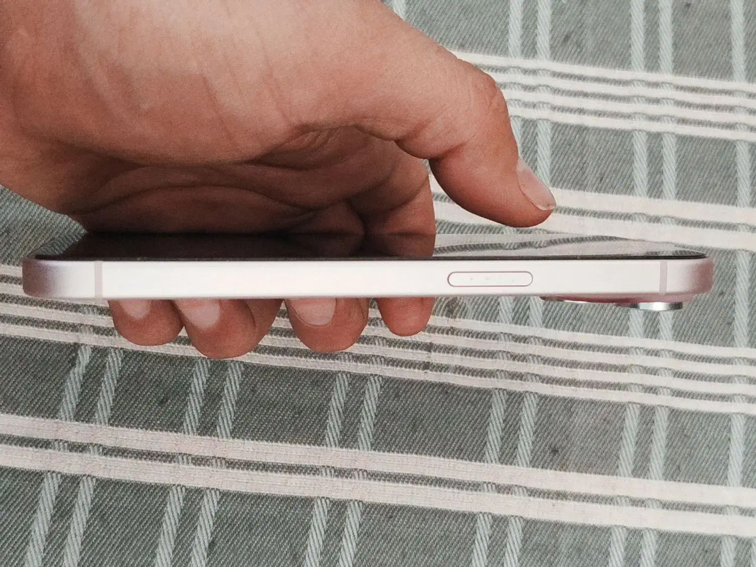 ایفون ۱۵ بدون رجیستر درصد باطری ۹۳ پلمپ|موبایل|تبریز, |دیوار