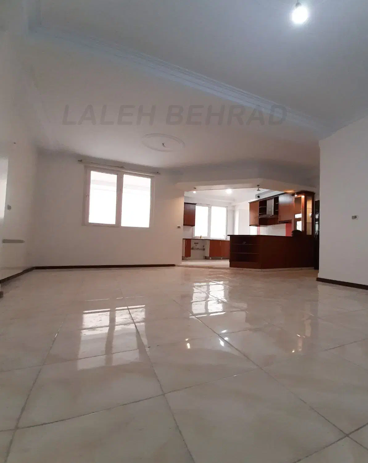 ۸۳ متر / فول امکانات / مجرد / خانواده