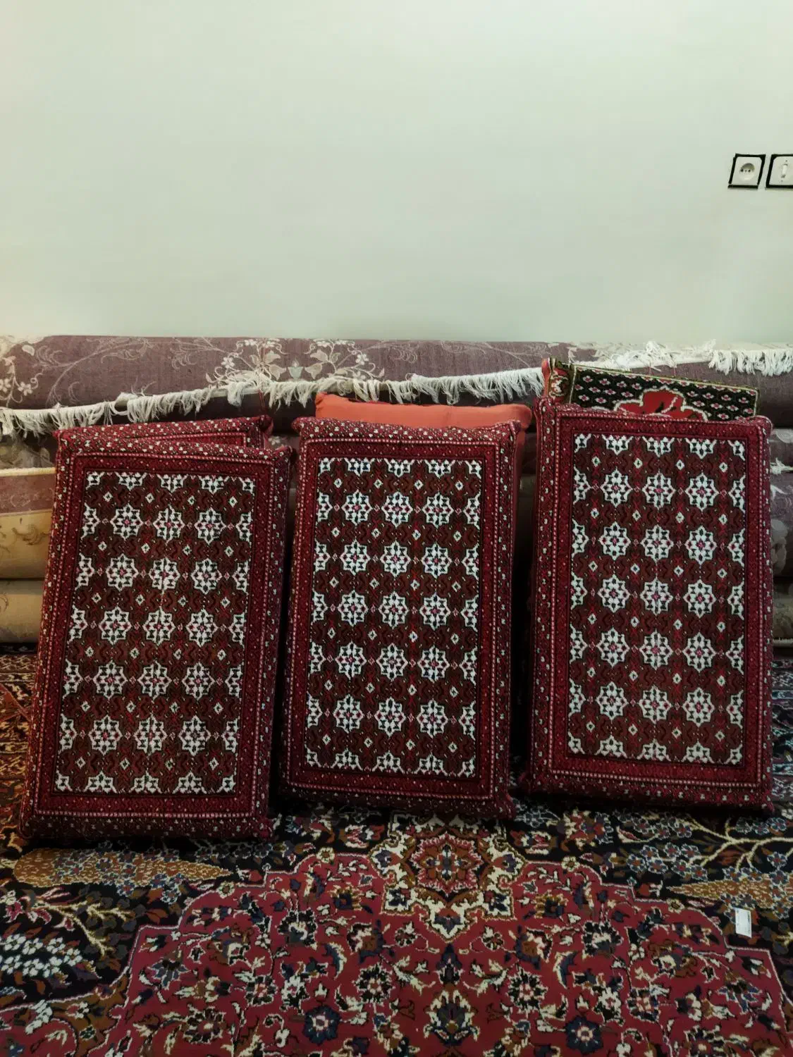 پشتی|پشتی|شهرکرد, |دیوار