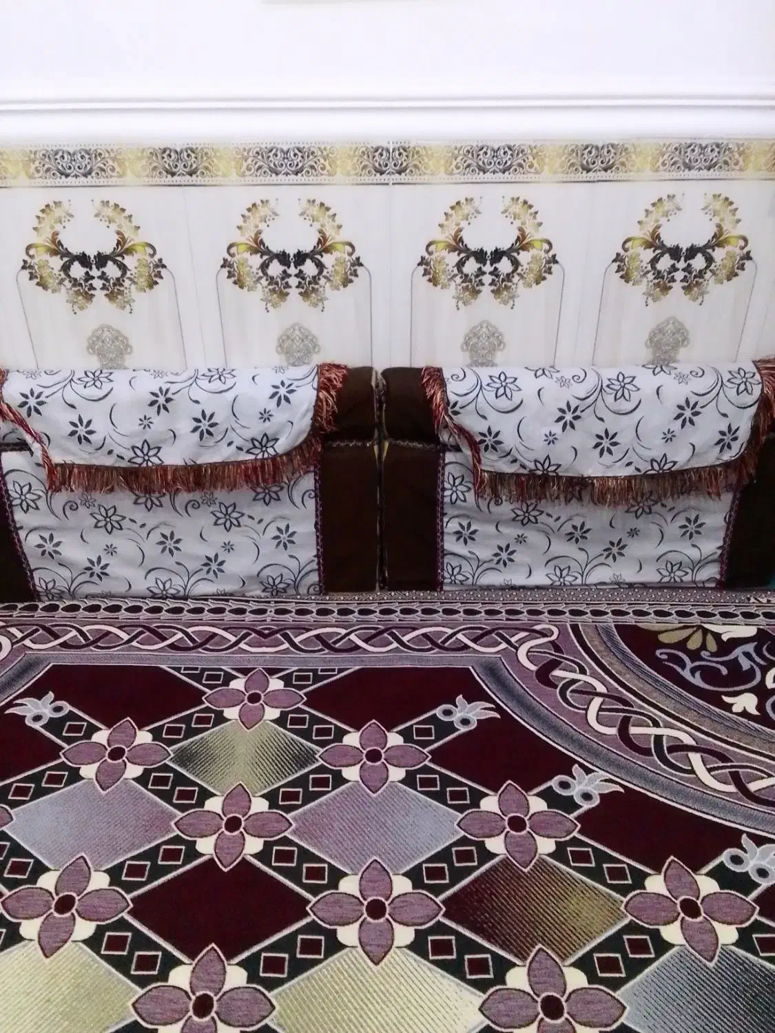 پشتی تمیز|پشتی|خرمشهر, |دیوار