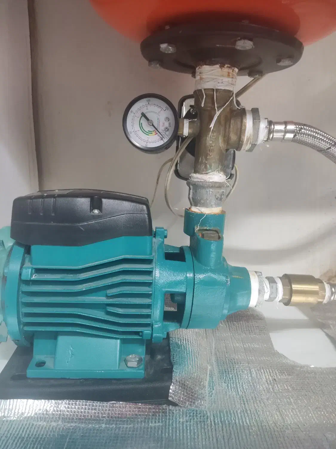 پمپ آب نیم اسب با مخزن|مصالح و تجهیزات ساختمان|مشهد, شاهد (شهرک غرب)|دیوار