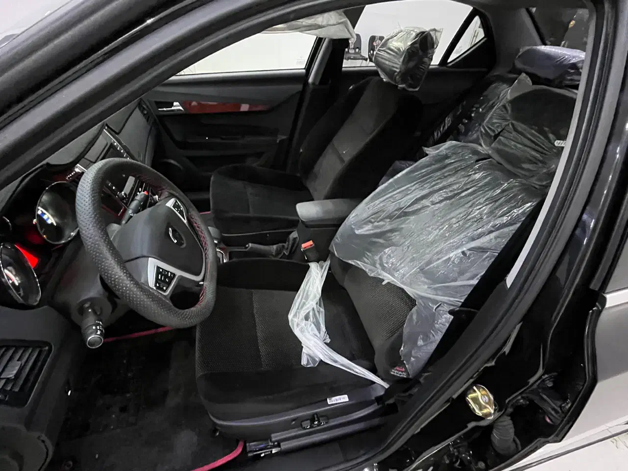 دنا پلاس آپشنال ۱۴۰۳ مشکی در حد صفر کیلومتر|خودرو سواری و وانت|دزفول, |دیوار