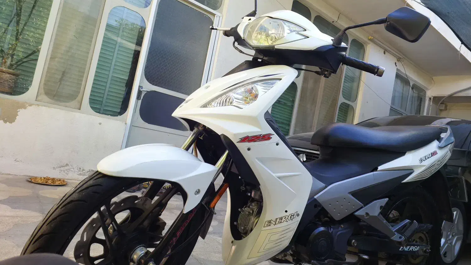 موتور سیکلت انرژی کمکو ۱۲۵|موتورسیکلت|کازرون, |دیوار