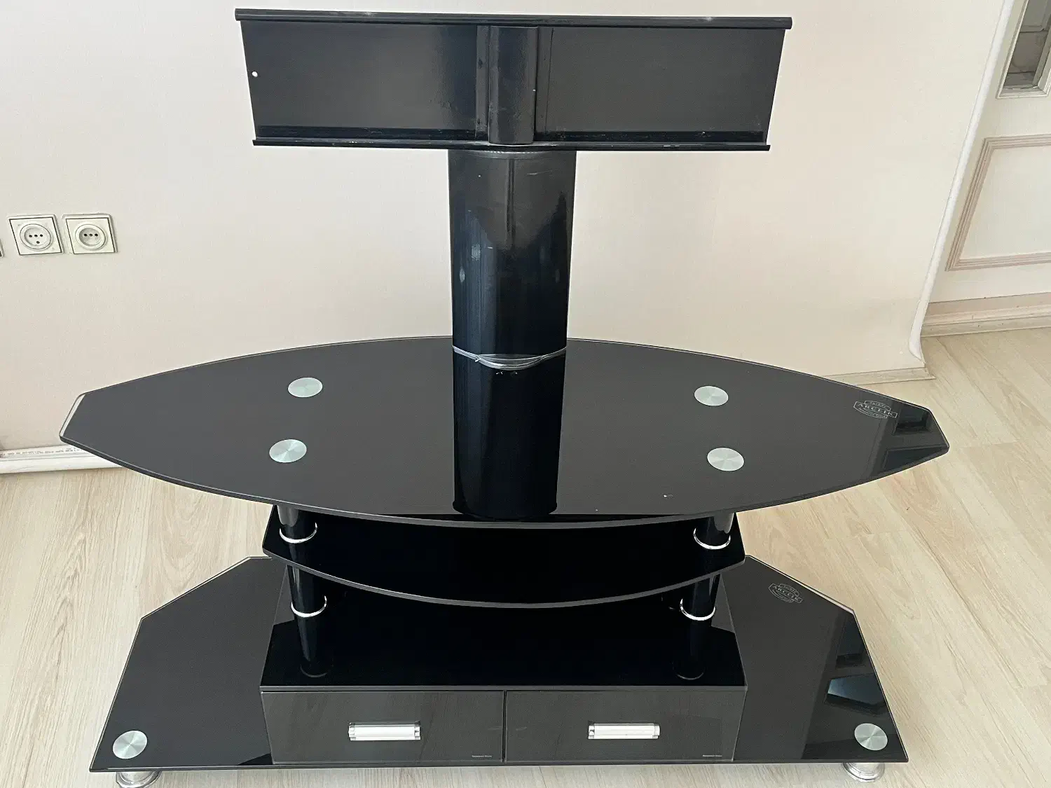 میز تلویزیون|میز تلویزیون|مهاباد (آذربایجان غربی), |دیوار