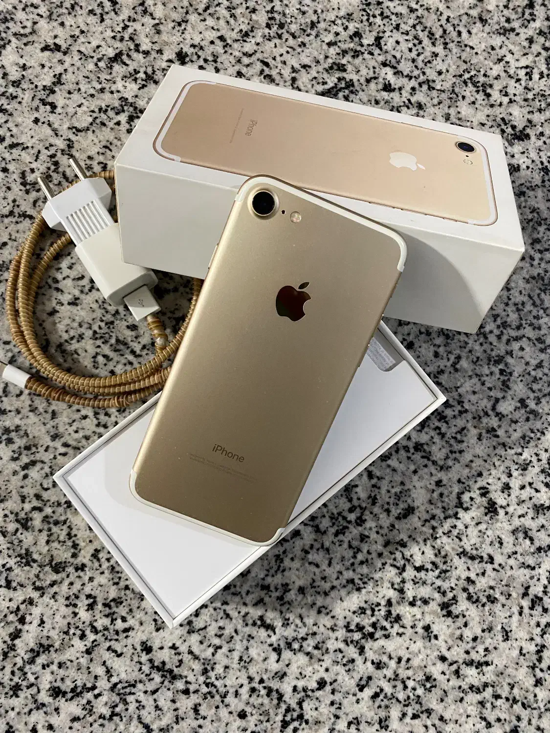 ایفون 7 فوق تمیز|موبایل|الشتر, |دیوار