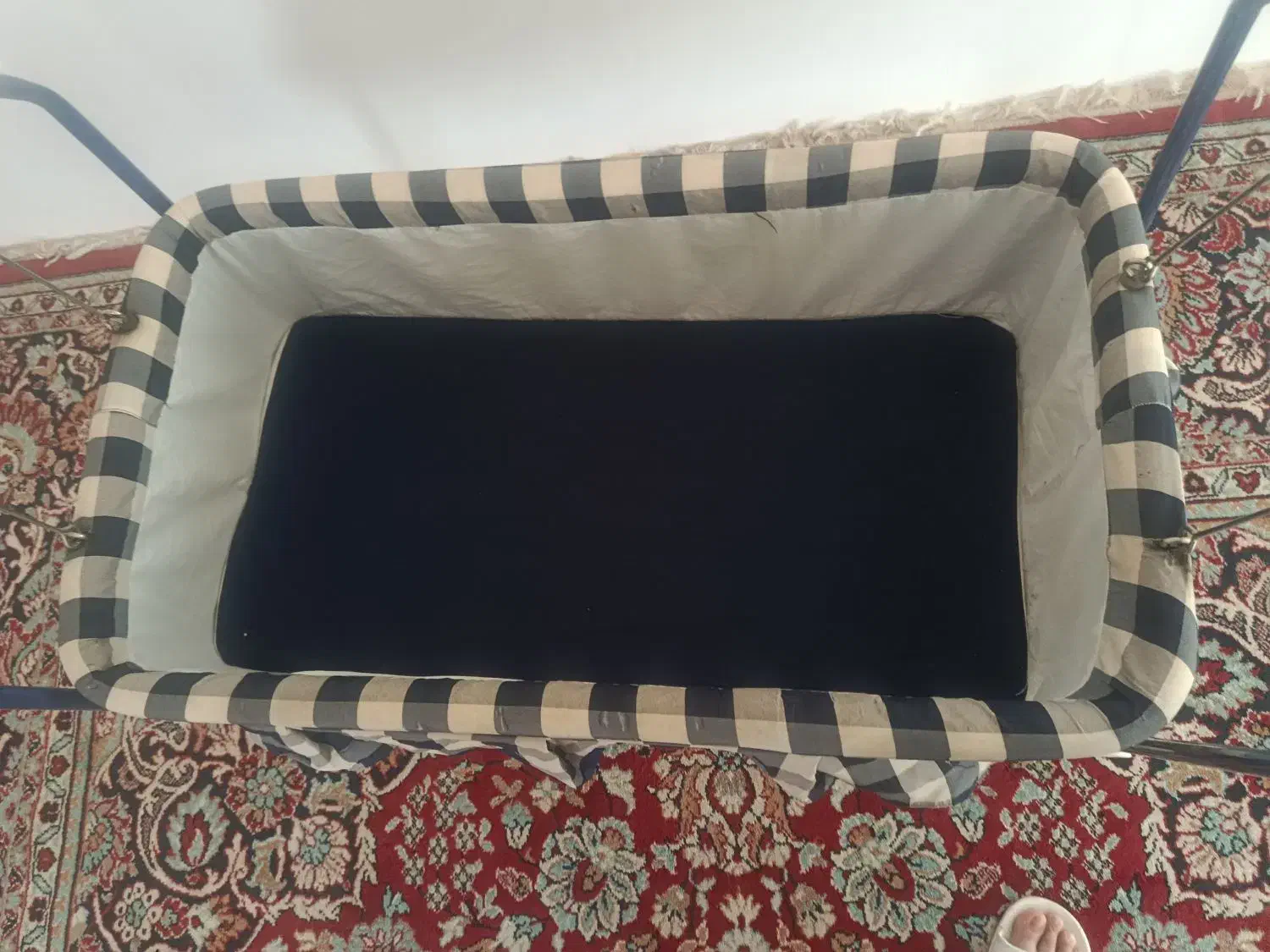 گهواره|اسباب و اثاث بچه|بروجرد, |دیوار