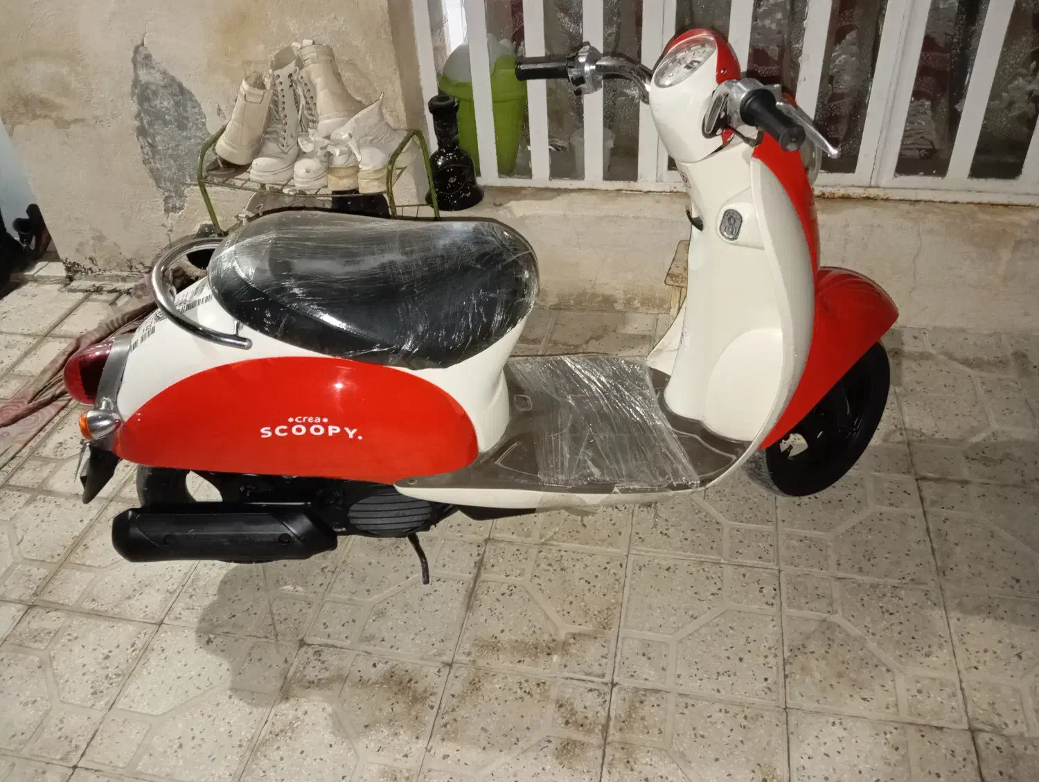 اسکپی ژاپنی اصل|موتورسیکلت|شیراز, کوشک میدان|دیوار