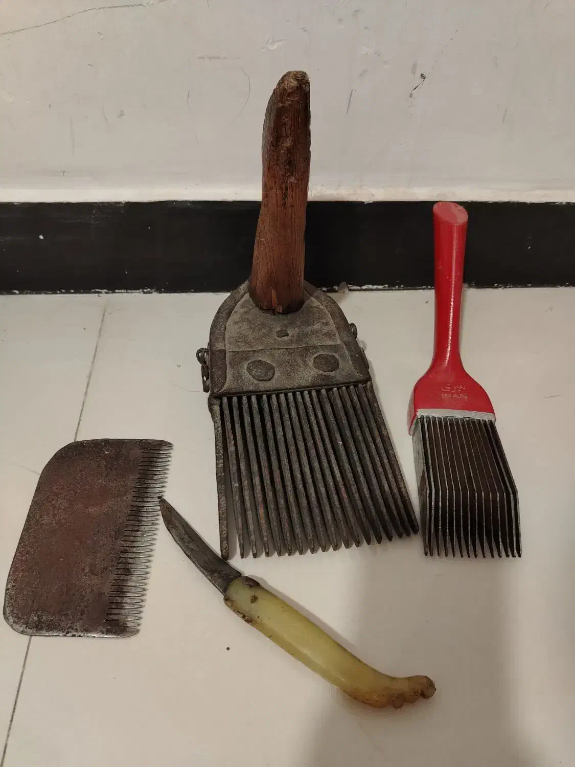 تعدادی وسایل کلکسیونی و قدیمی|کلکسیون اشیاء عتیقه|کرج, عظیمیه|دیوار