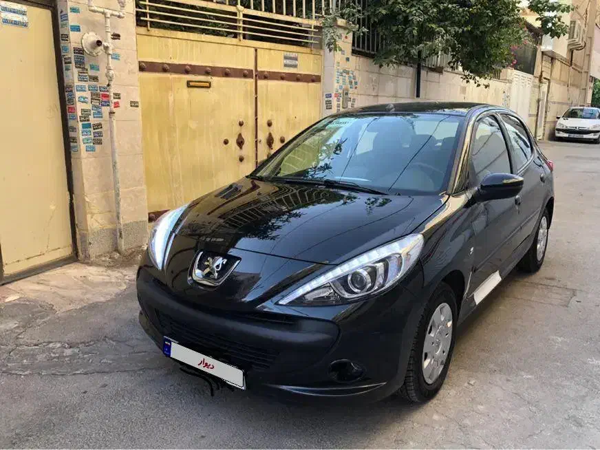 پژو ۲۰۷ سقف فلز مدل ۴۰۱|خودرو سواری و وانت|شیراز, آبیاری|دیوار