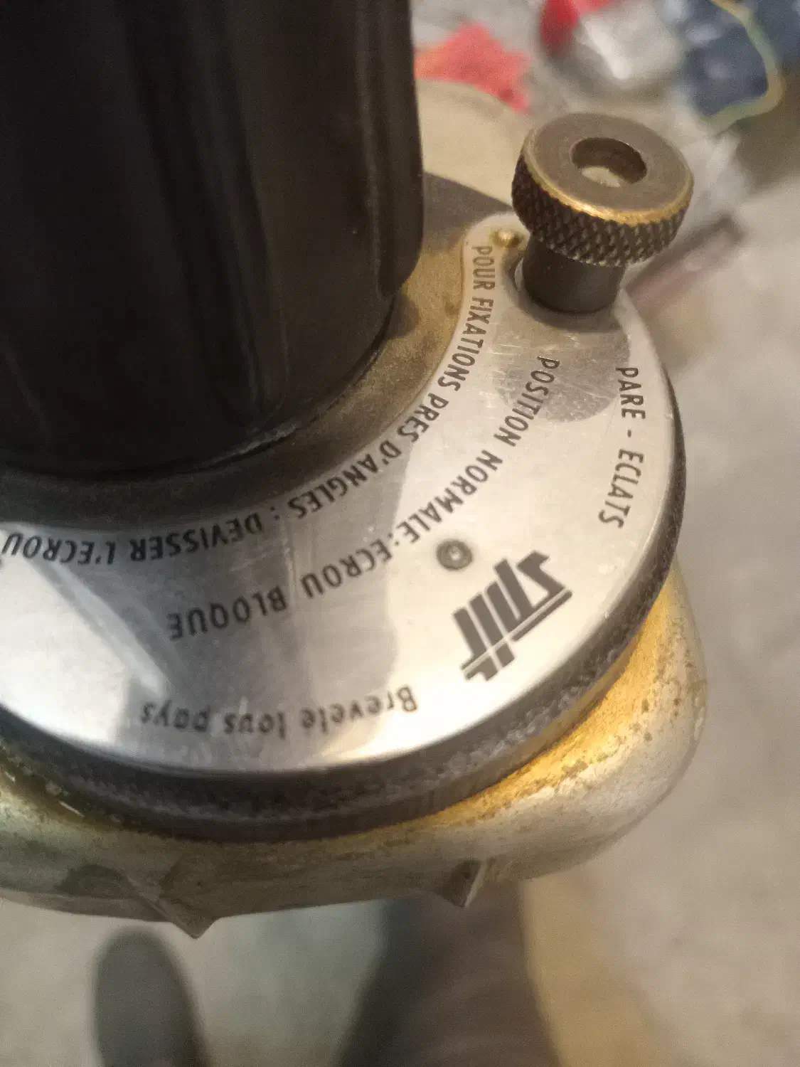 تفنگ میخکوب Spit فرانسه|ابزارآلات|تهران, دهکده المپیک|دیوار