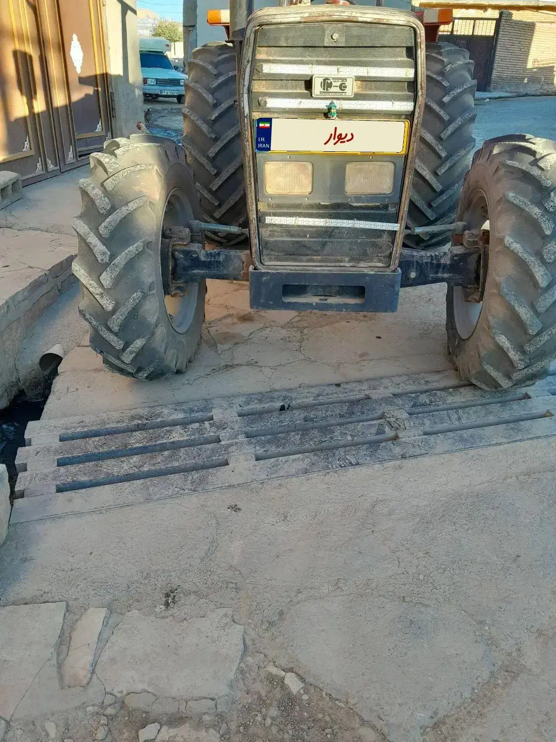 تراکتور ۲۸۵ جفت دست مدل۸۴|خودرو سنگین|سنقر, |دیوار