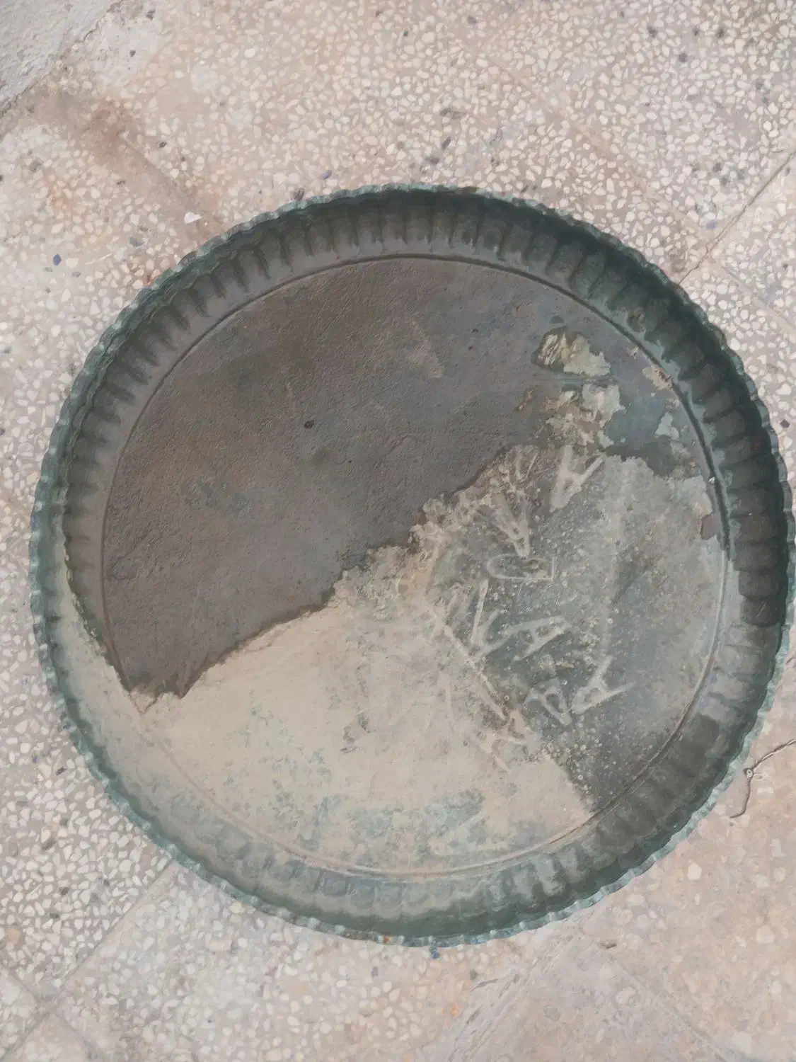 سینی مسی|کلکسیون اشیاء عتیقه|بوشهر, |دیوار