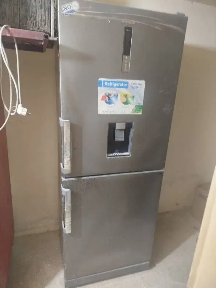 وسایل برقی مثل یخچال، ترازو ...|فروشگاه و مغازه|نورآباد ممسنی, |دیوار