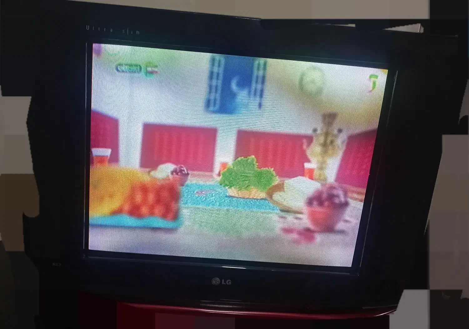 تلویزیون|تلویزیون و پروژکتور|ملارد, |دیوار