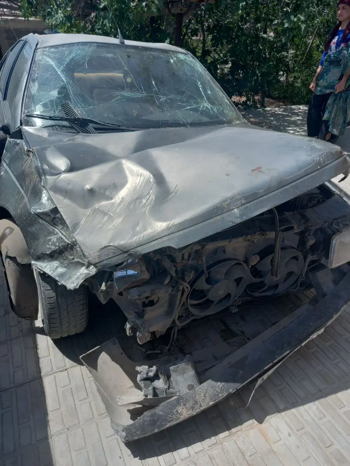 پژو۲۰۰۰تصادفی|خودرو سواری و وانت|گلباف, |دیوار