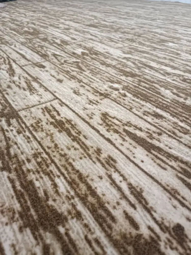 موکت نو|موکت|نجفآباد, مولوی شمالی|دیوار