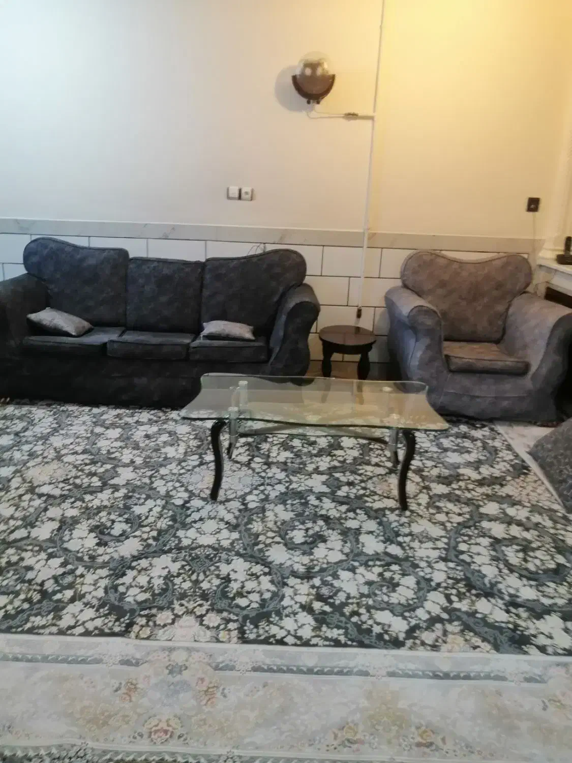 یه دست مبل هفت نفره|مبلمان خانگی و میز عسلی|شهرکرد, |دیوار