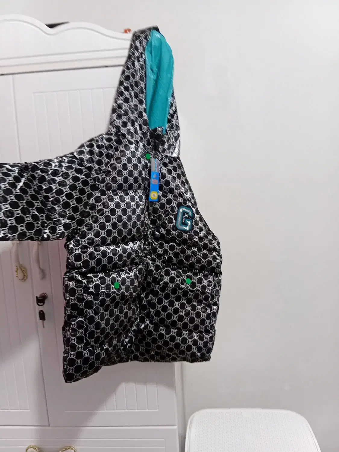 کاپشن دخترونه وپسرونه|کفش و لباس بچه|گوآور, |دیوار