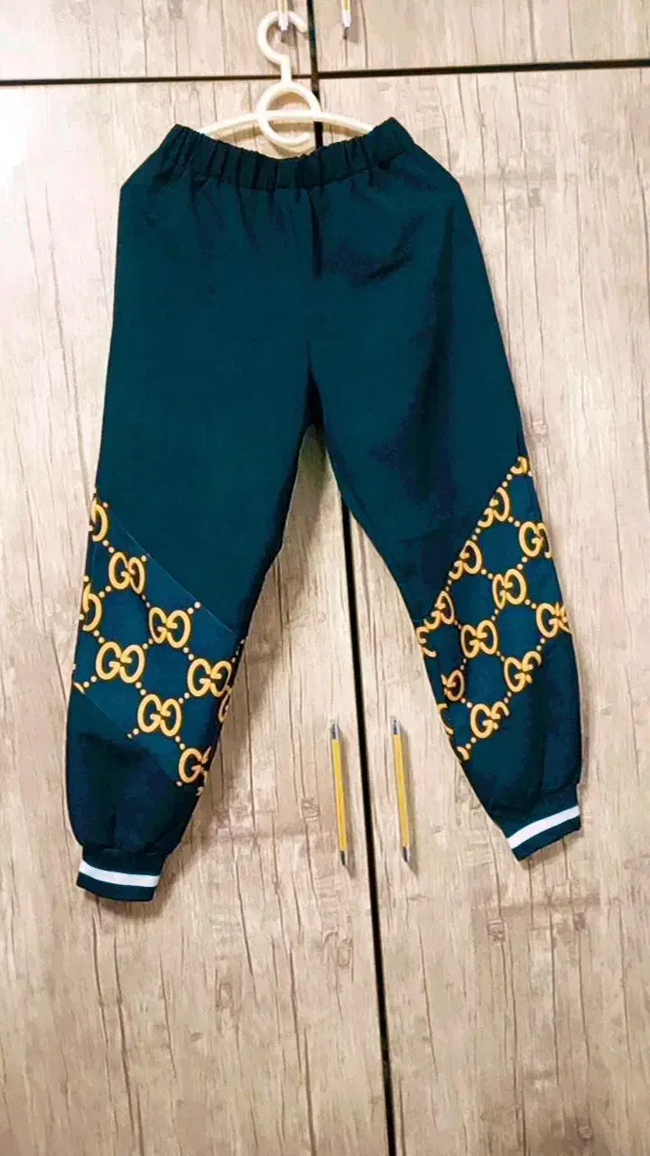 لباس دخترانه|لباس|رشت, پیرکلاچای|دیوار