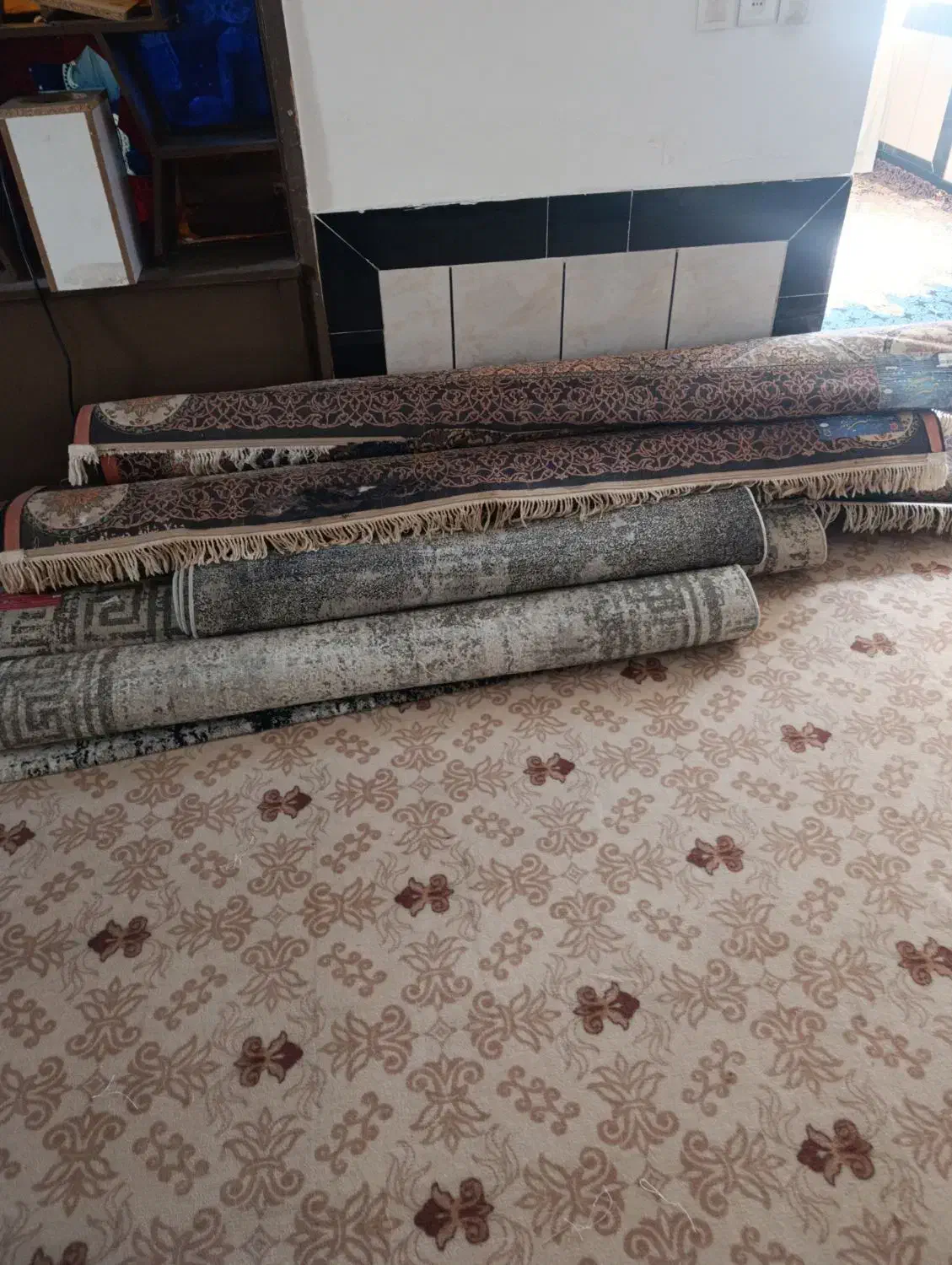 فروش فرش ۹متری و ۱۲متری قیمت ۵میلیون|فرش|گرگان, |دیوار