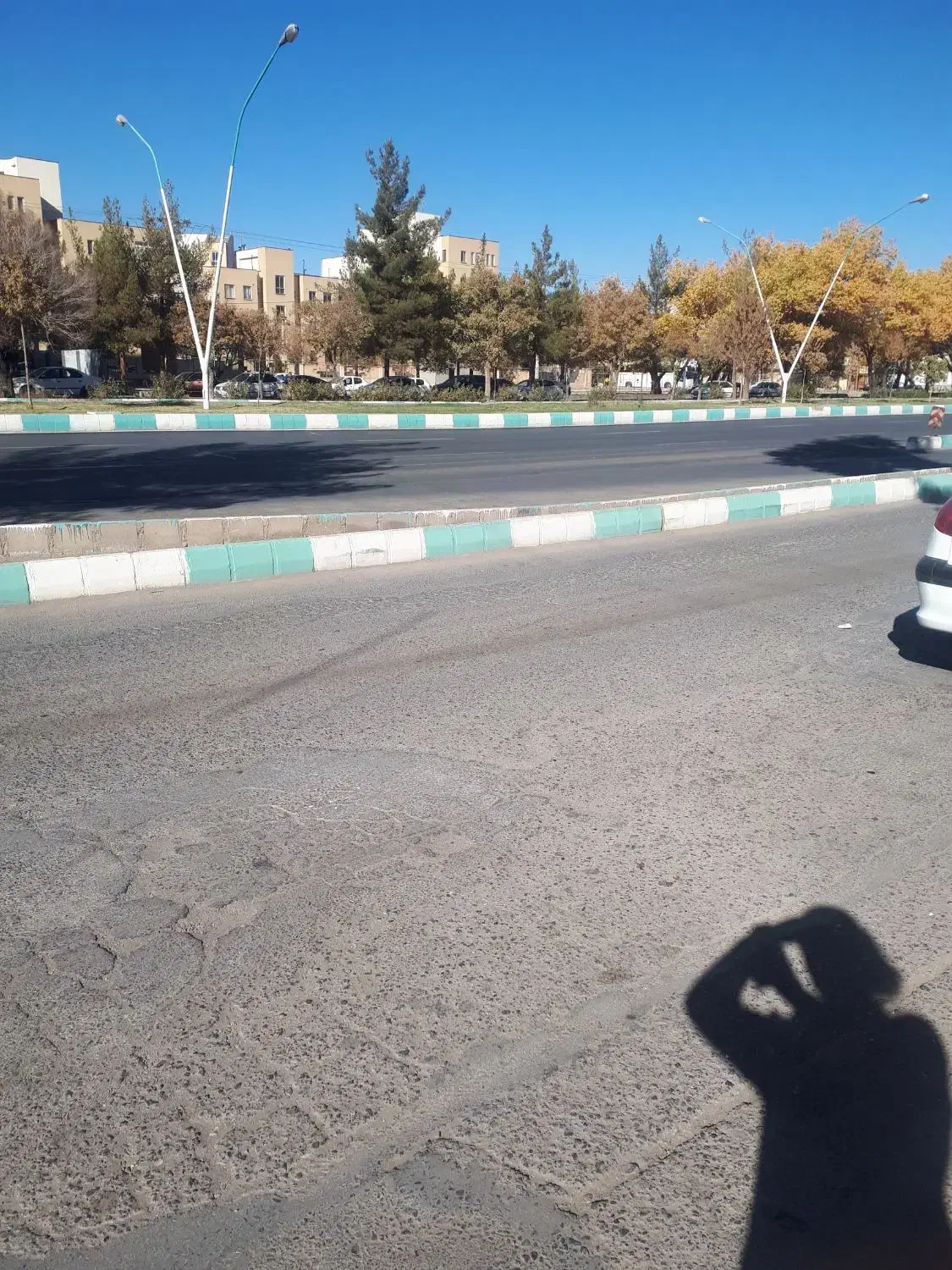 دستگاه کارتخوان پیدا شده محدوده بلوار جمهوری|اشیا|کرمان, |دیوار