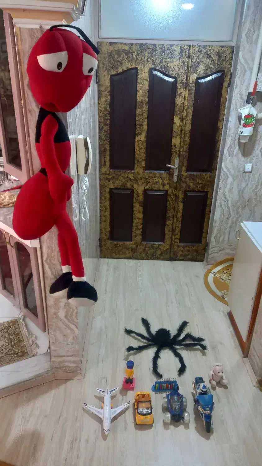 اسباب بازی|اسباب‌بازی بچه|تبریز, |دیوار