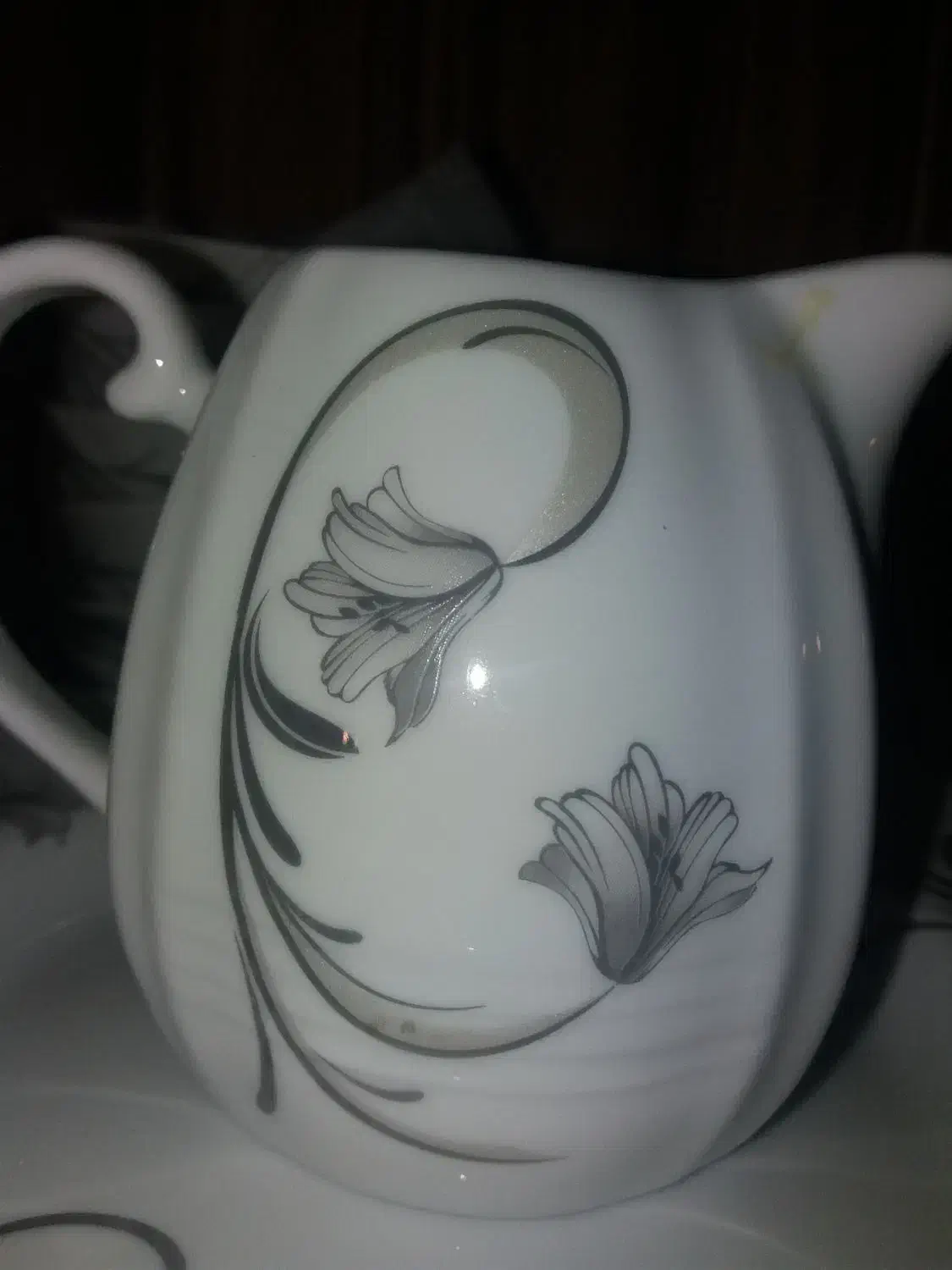 سرویس چینی توس ۵۸ تیکه  و فلاسک چای نو|ظروف سرو و پذیرایی|ارومیه, |دیوار