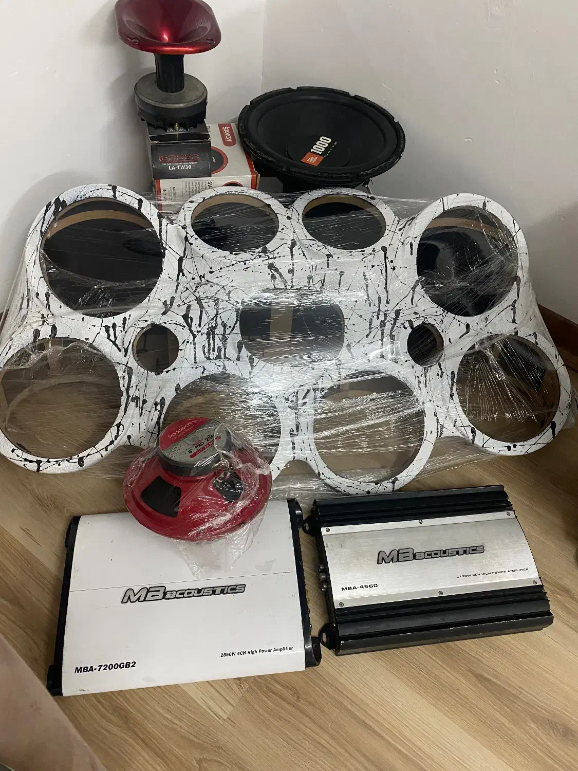 طاقچه|سیستم صوتی خانگی|رشت, جانبازان|دیوار