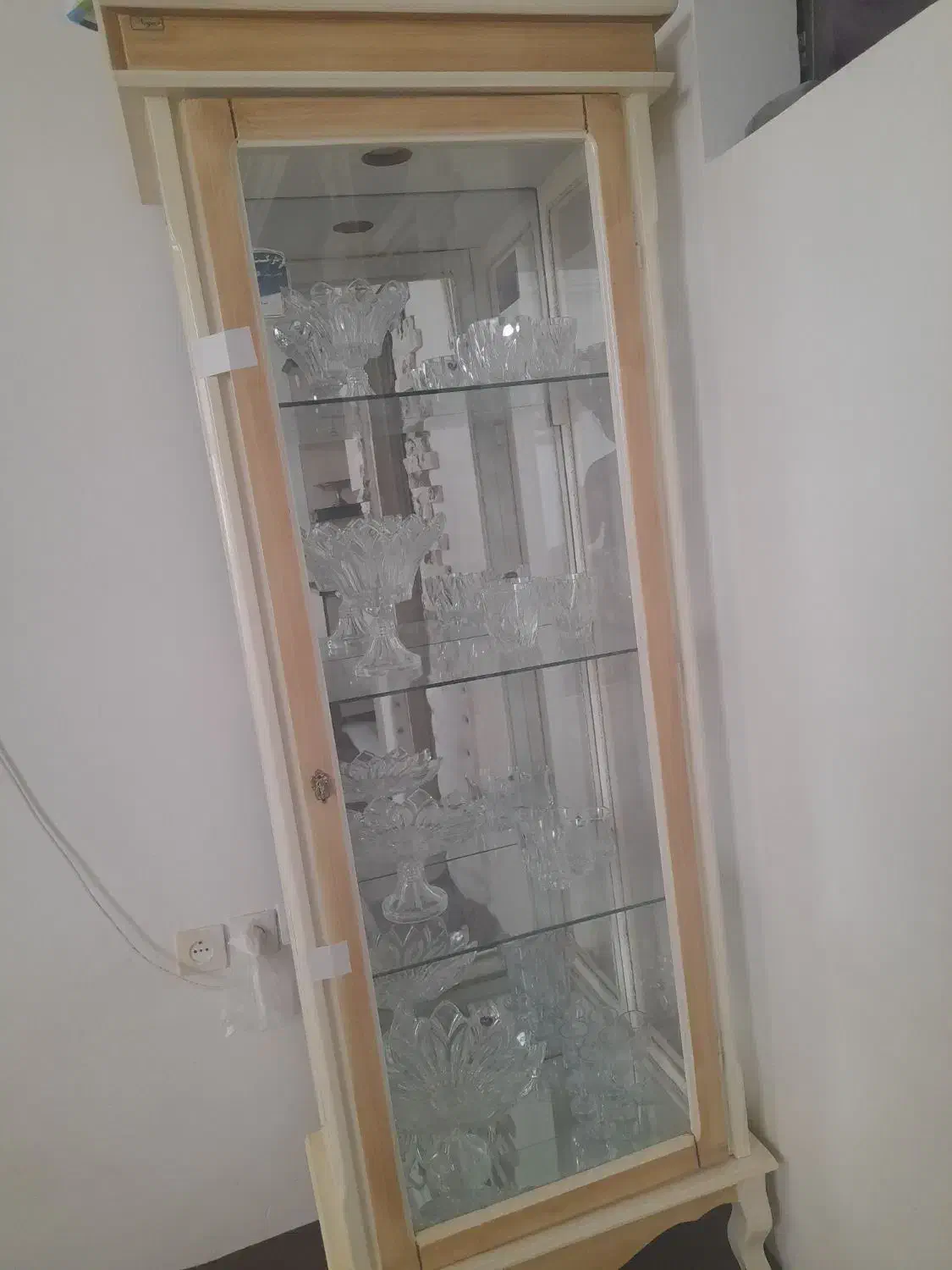 بوفه درحد نو|بوفه، ویترین، کنسول|همدان, |دیوار