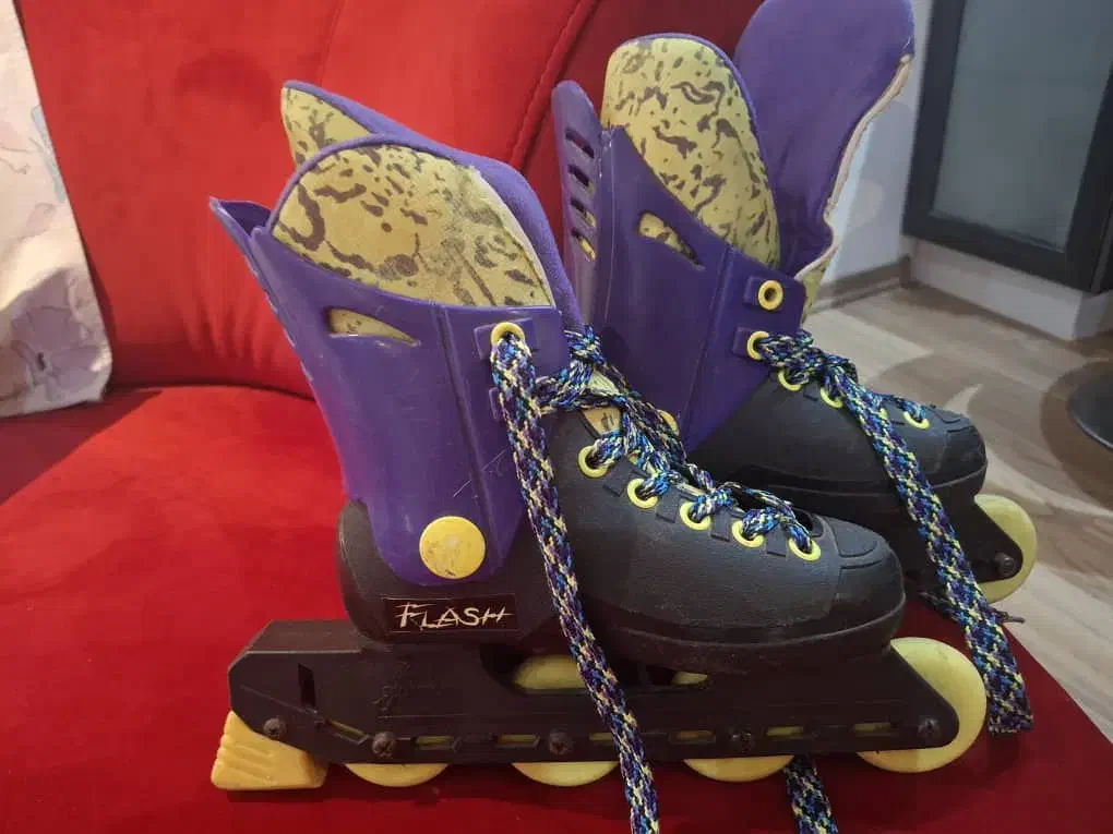 کفش اسکیت بچه گانه برند فلش کانادایی اورجینال|دوچرخه، اسکیت، اسکوتر|رشت, نیکمرام|دیوار