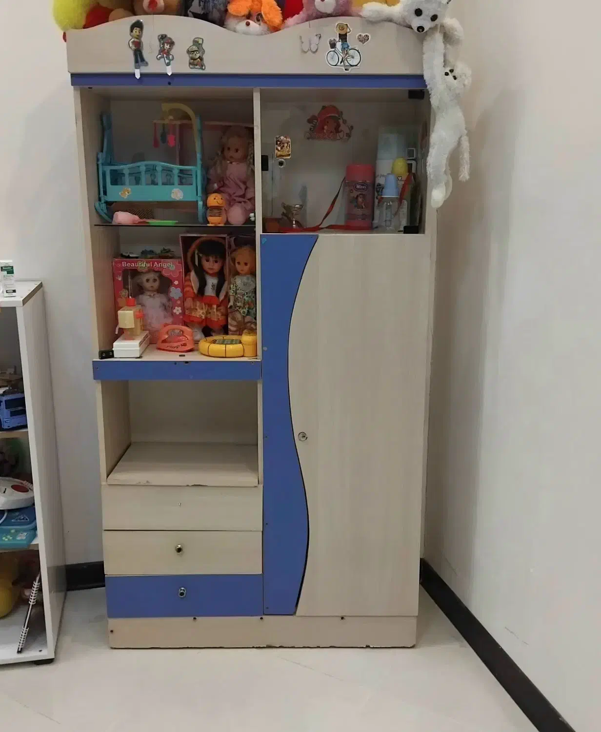 دوتا کمد|کتابخانه، شلف، قفسه‌های دیواری|رفسنجان, |دیوار