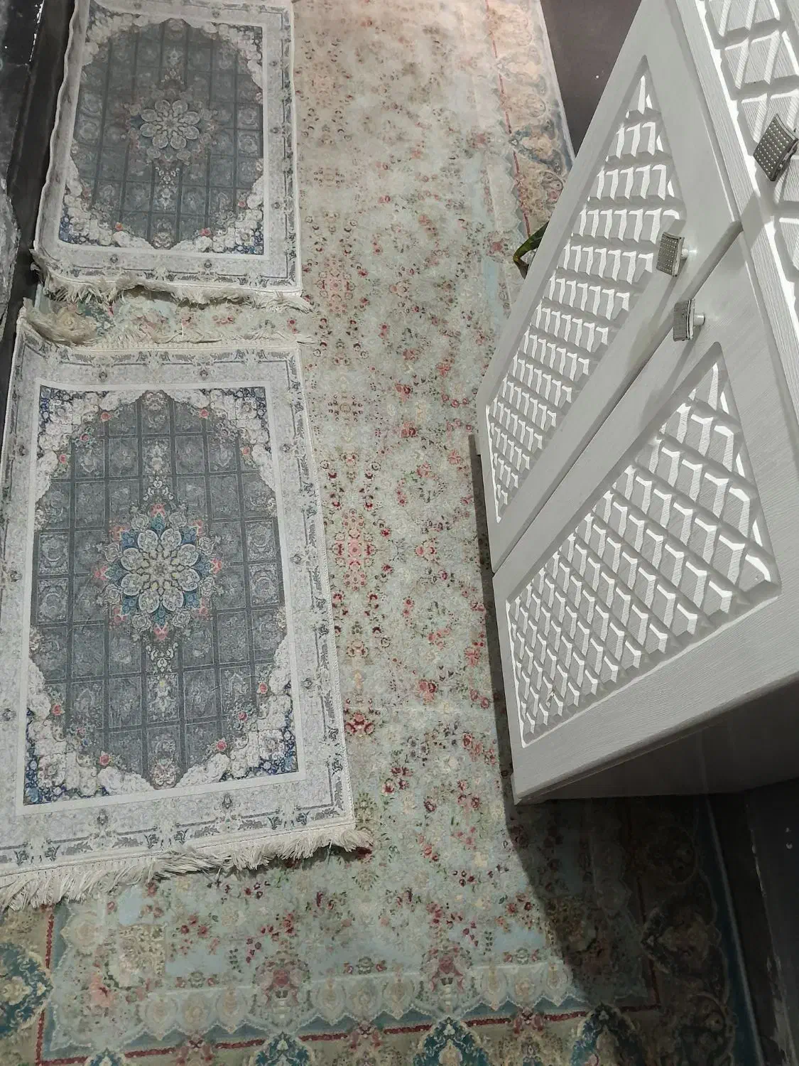 فرش محتشم ۱۲ و ۶ و راهرویی ۳متری|فرش|اهواز, سپیدار|دیوار