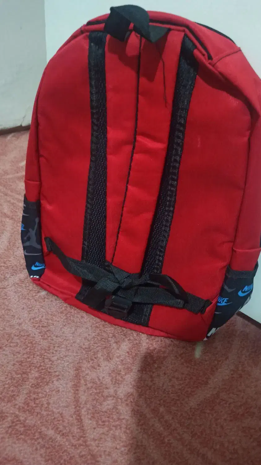 کوله مدرسه بزرگ و جادار نو نو|کیف، کفش، کمربند|پاکدشت, پارچین|دیوار