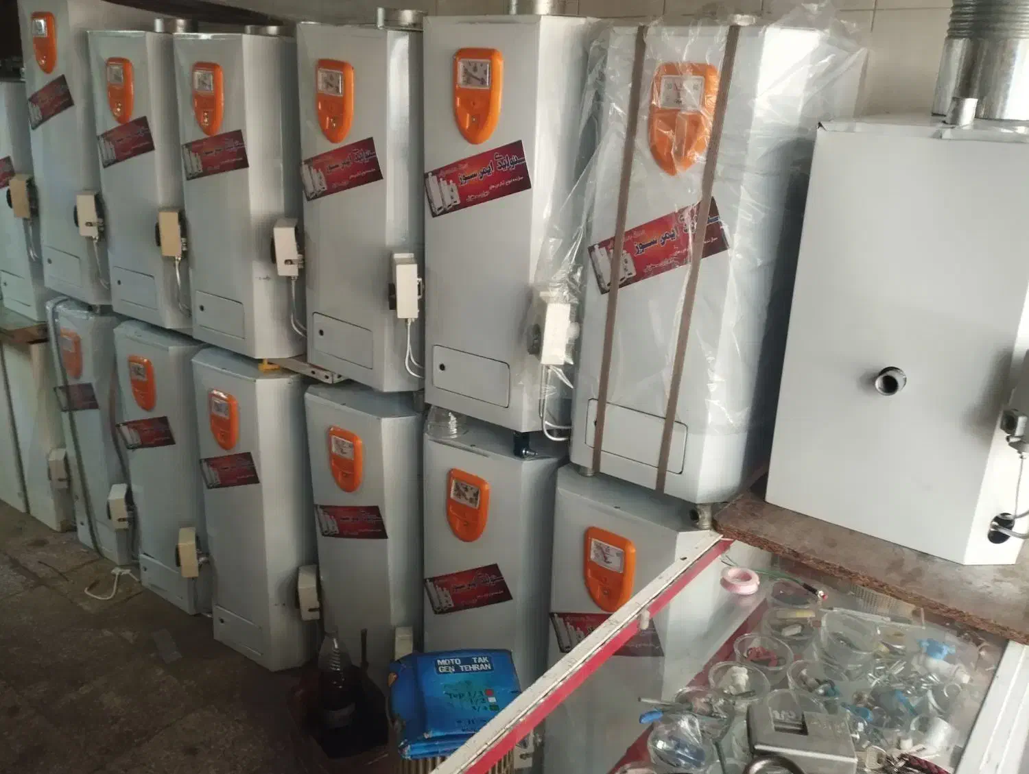 ابگرمکن دیواری مخزنی گازی 3600با 2سال ضمانت|آبگرمکن، پکیج، شوفاژ|مشهد, شهرک بهارستان|دیوار