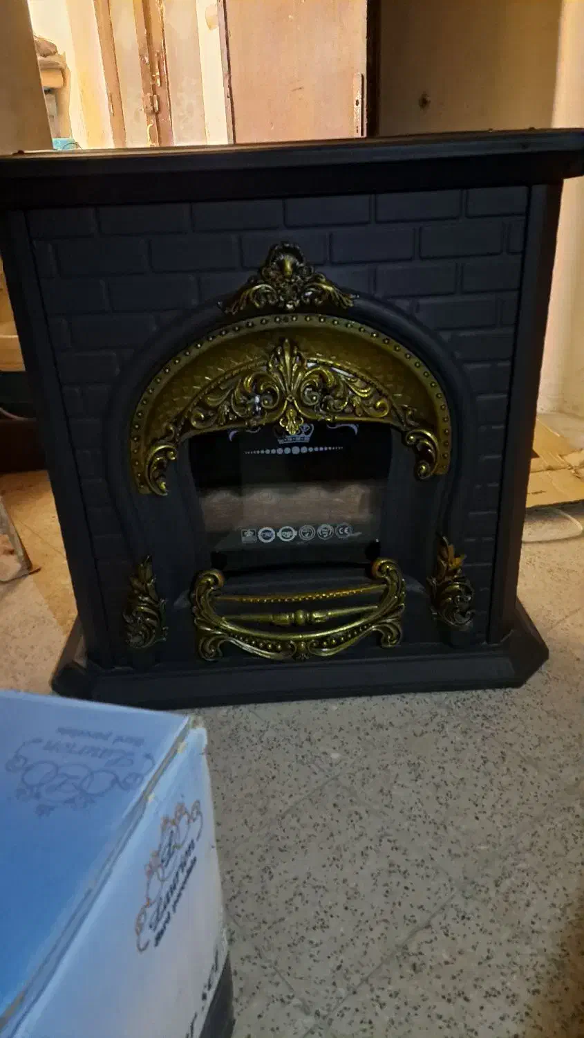 فرشی بخاری|بخاری، هیتر، شومینه|کاشان, درب زنجیر|دیوار