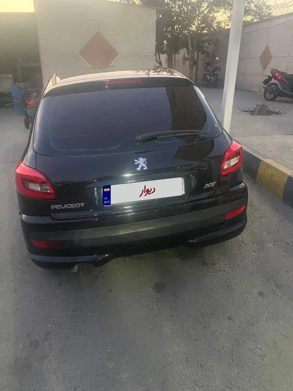 207 مدل ۹۷ بی رنگ|خودرو سواری و وانت|کرج, شهرک نهال و بذر|دیوار