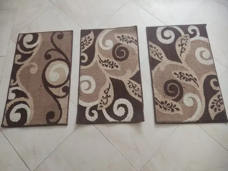 پا دری|پادری|اصفهان, الهیه|دیوار