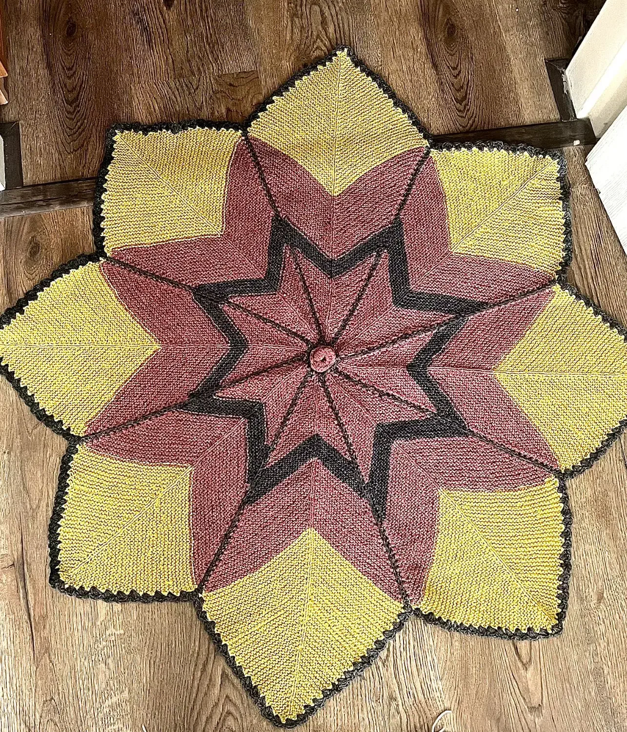 دو عدد پادری|پادری|تبریز, |دیوار