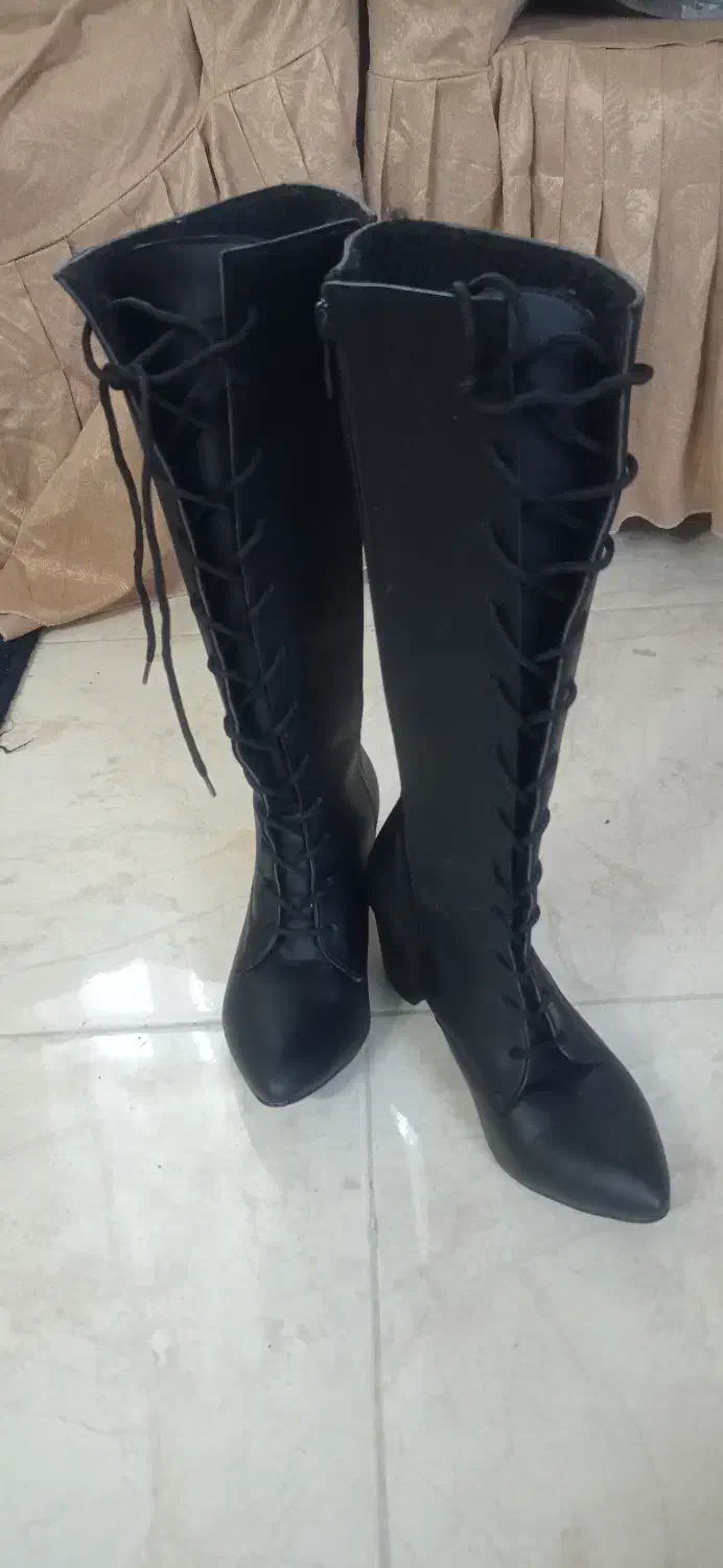 بوت بلند زیبا و نو|کیف، کفش، کمربند|خوی, |دیوار