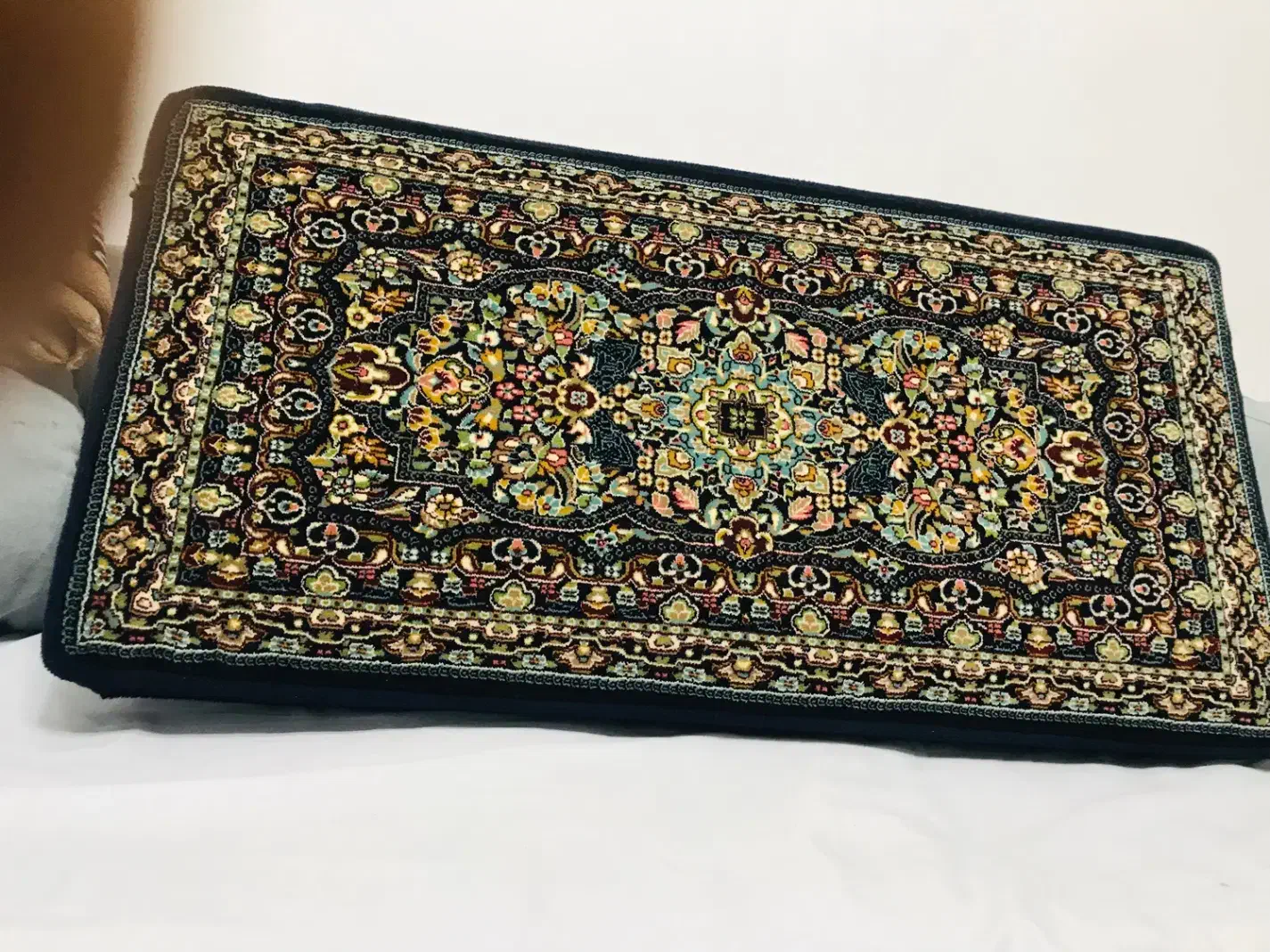 پشتی فرشی|پشتی|بروجرد, |دیوار