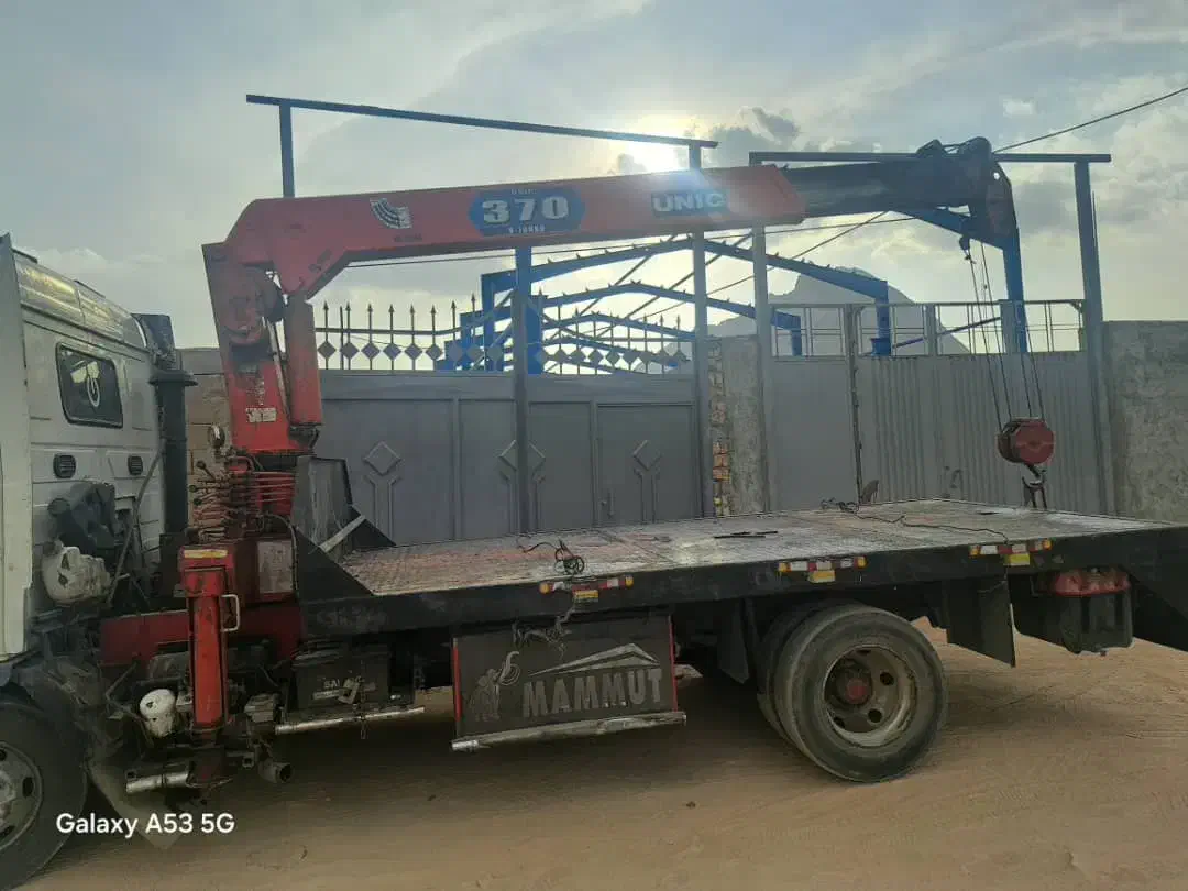 فروش بادسان جرثقیل یونیک۳تن مدل۸۱|خودرو سنگین|اصفهان, بهارستان|دیوار