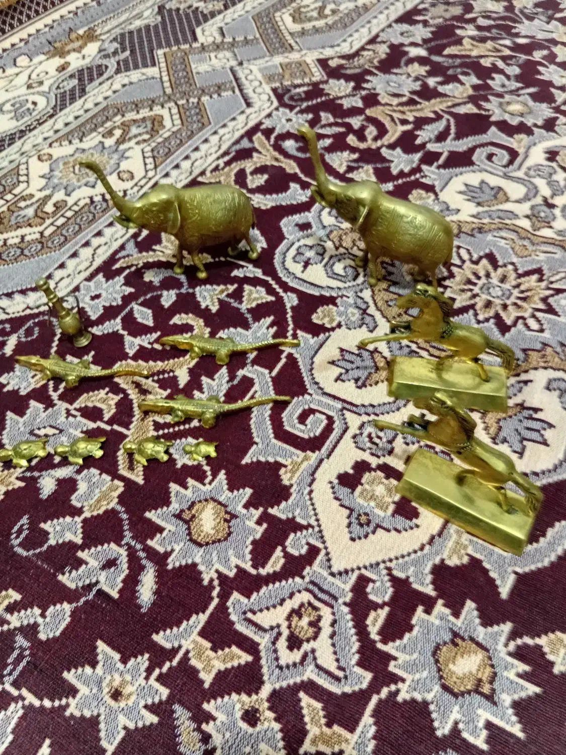 برنجی|کلکسیون اشیاء عتیقه|اراک, |دیوار