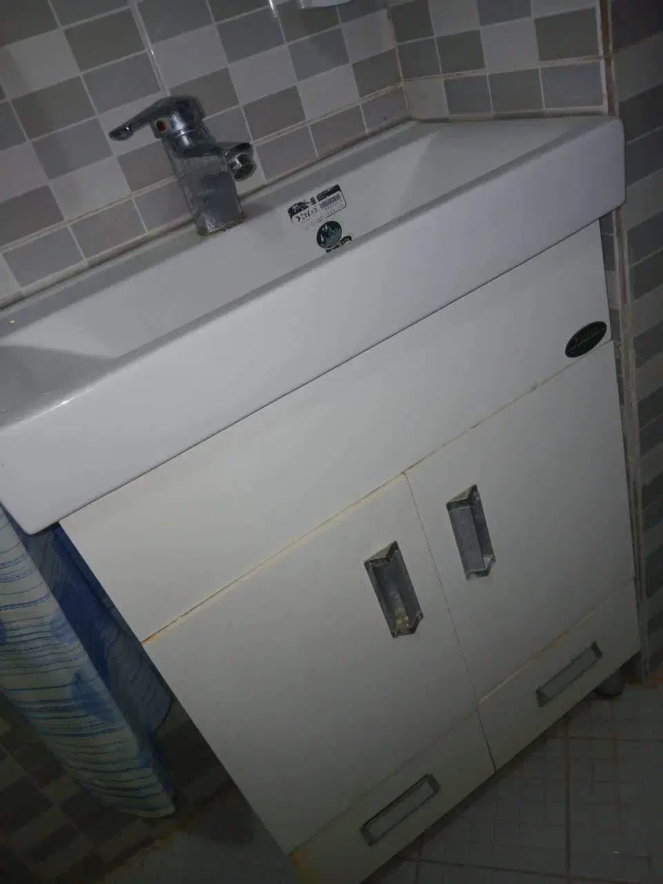 روشویی کمددار|لوازم سرویس بهداشتی|قم, صادقی|دیوار