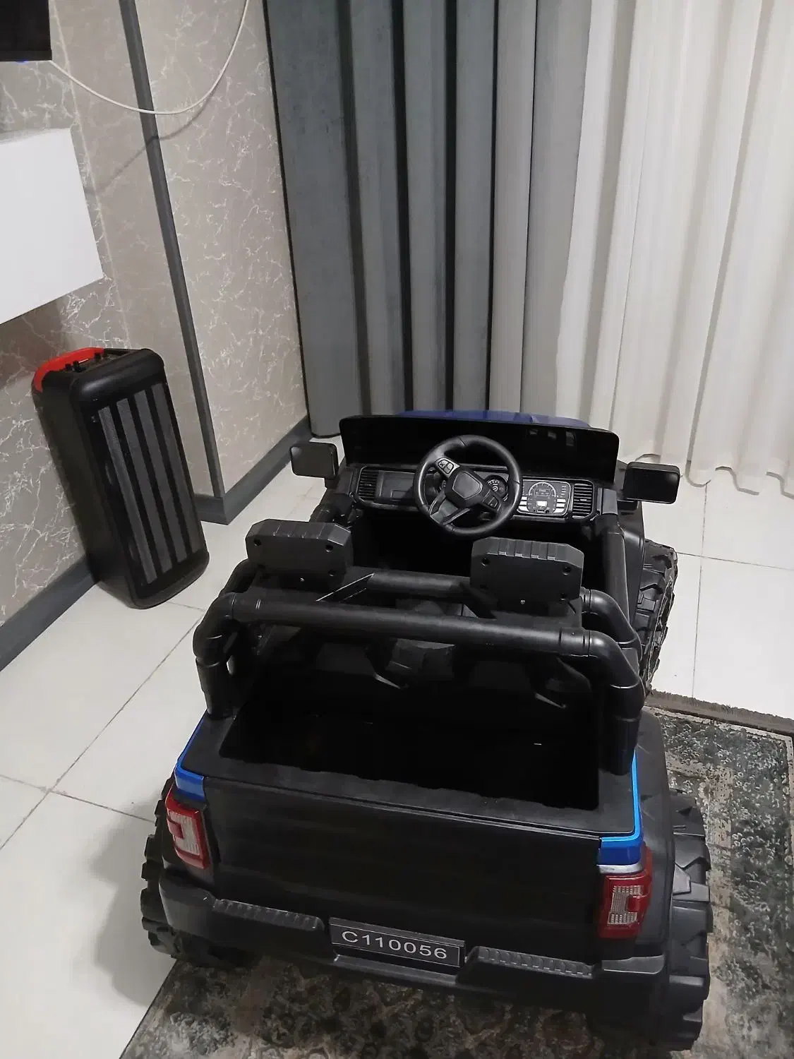 ماشین شارژی نو|اسباب‌‌بازی|شاهین‌شهر, کوی مهدیه|دیوار