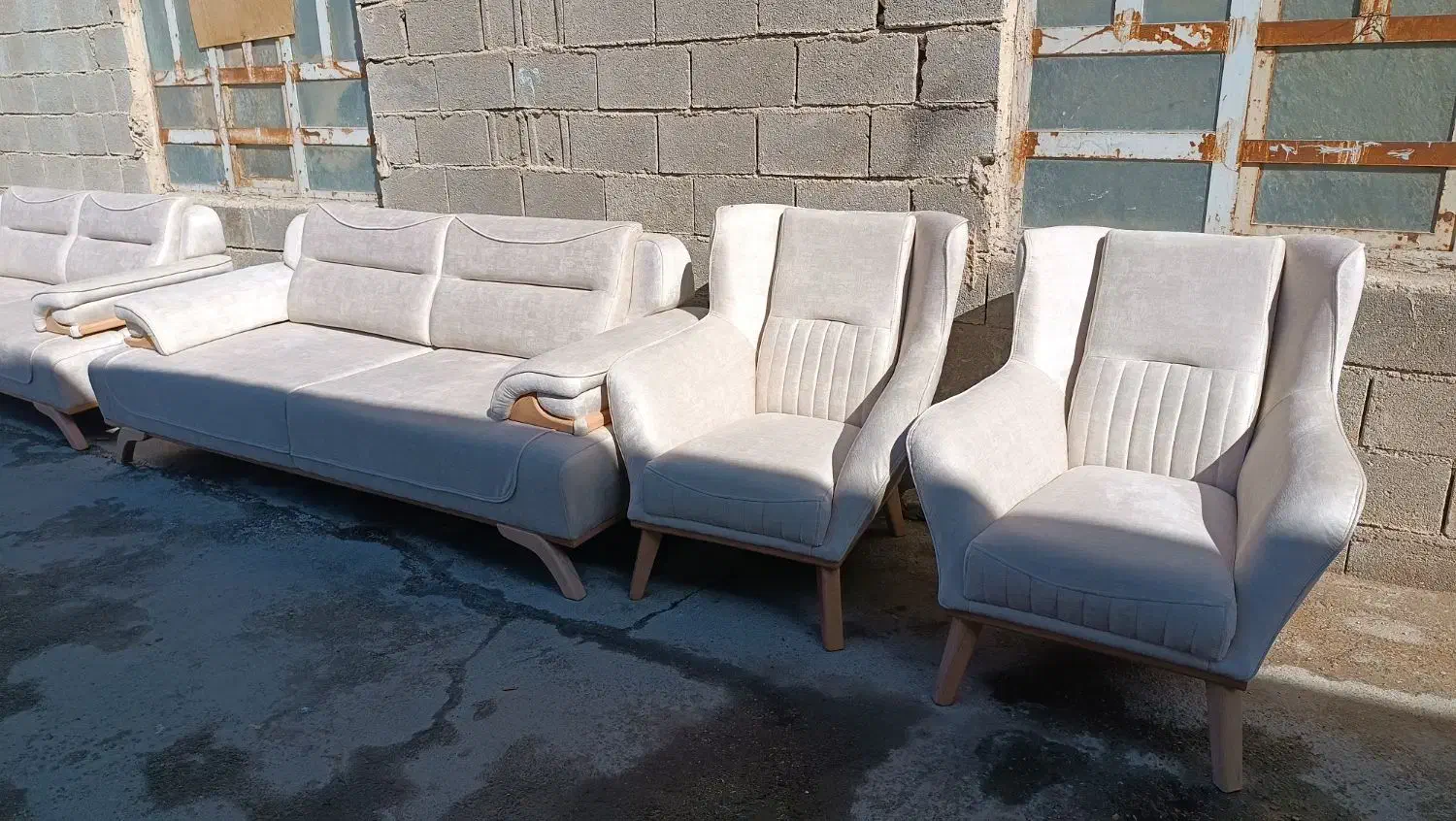 مبل نگین / تکرنگ / تولیدی مبلمان|مبلمان خانگی و میز عسلی|شیراز, سلطان آباد|دیوار